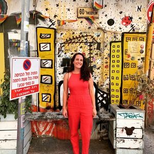 Meet your Posher, Caitlin